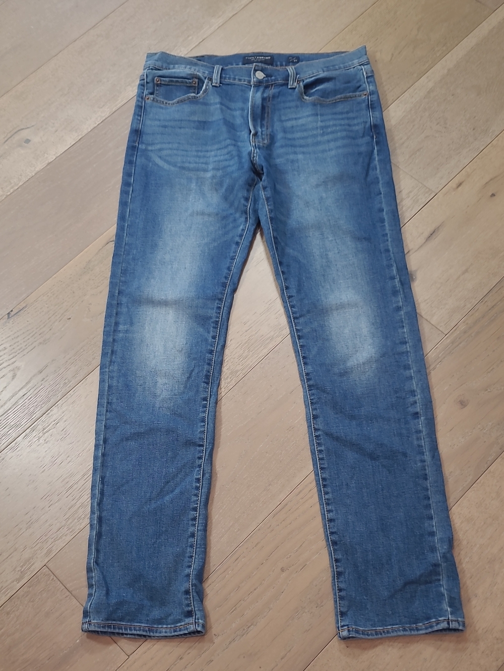 Lucky Brand Jeans Men's sz 32/34* Athletic Slim Straight Leg Denim
